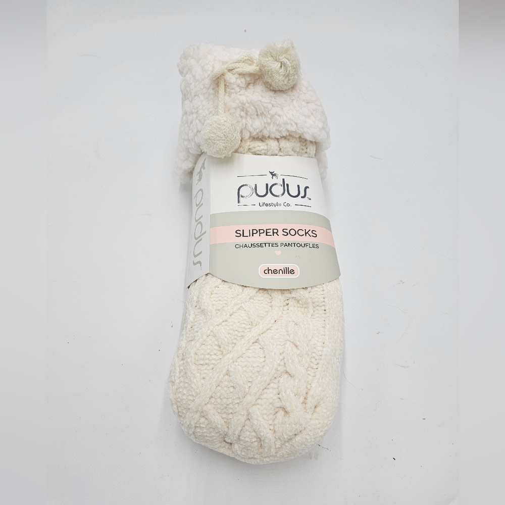 Pudus Cream Off White Slipper Socks NEW